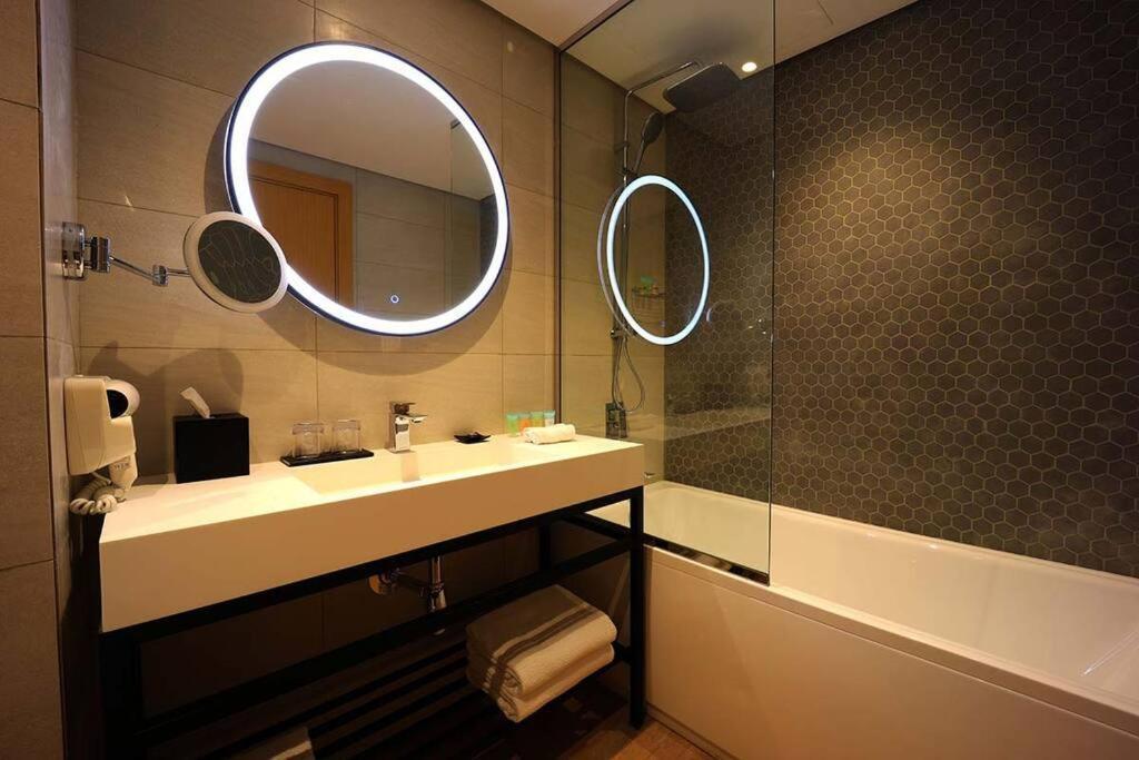 Apartament Incredible 1 Bedroom In 4 Star *