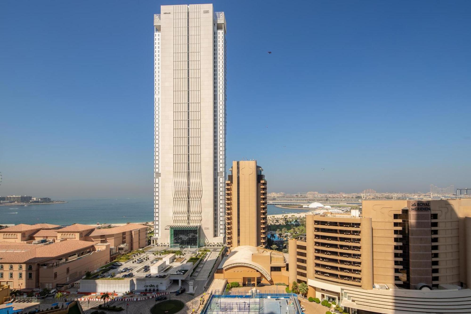 Frank Porter - Trident Grand Apartemen Dubai