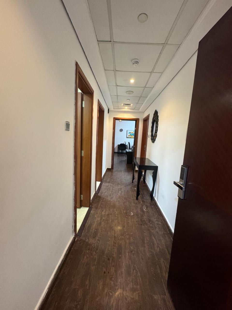 Sea View 1br - Marina Pinnacle Apartment *