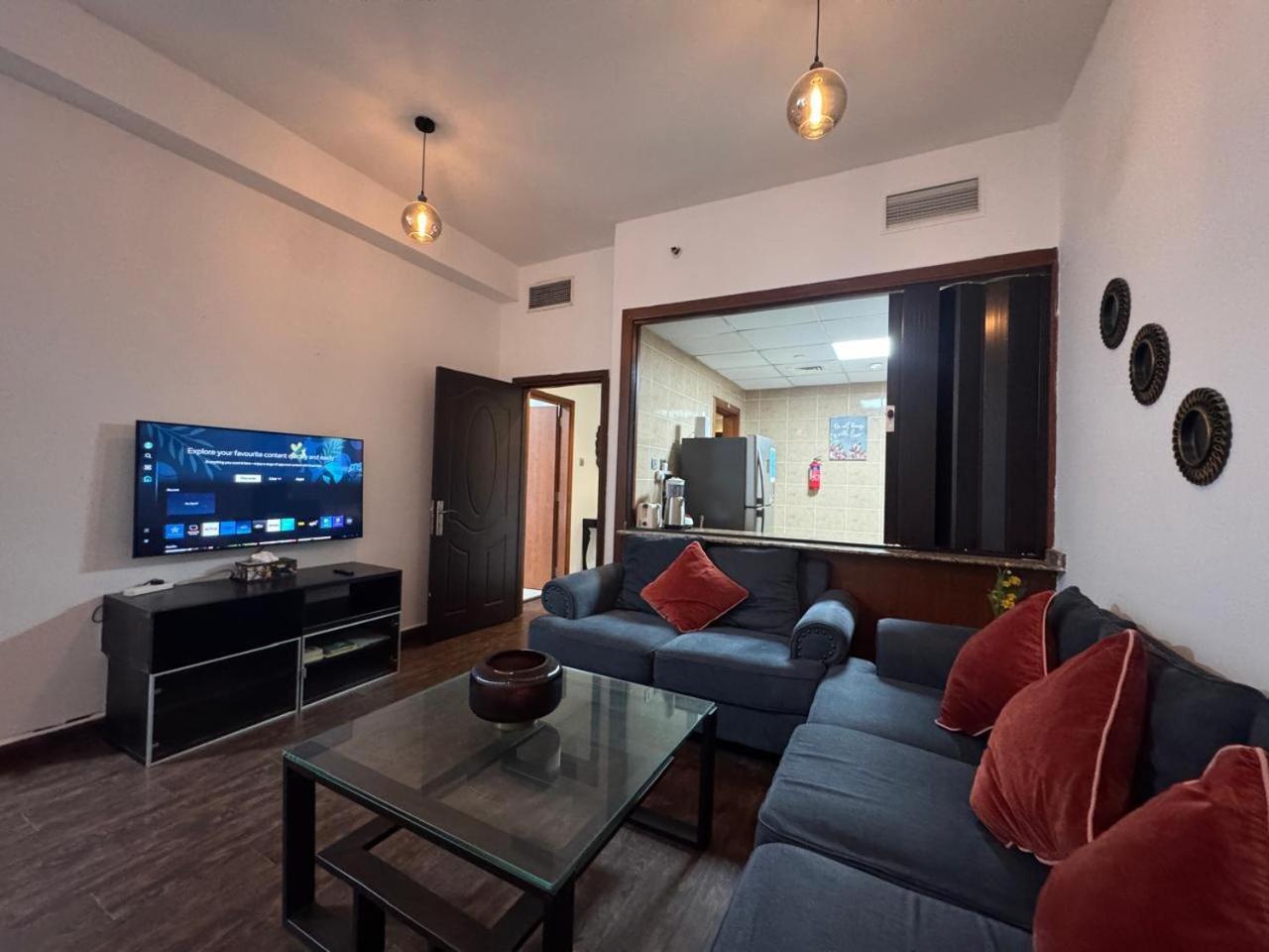 Sea View 1br - Marina Pinnacle * Dubai
