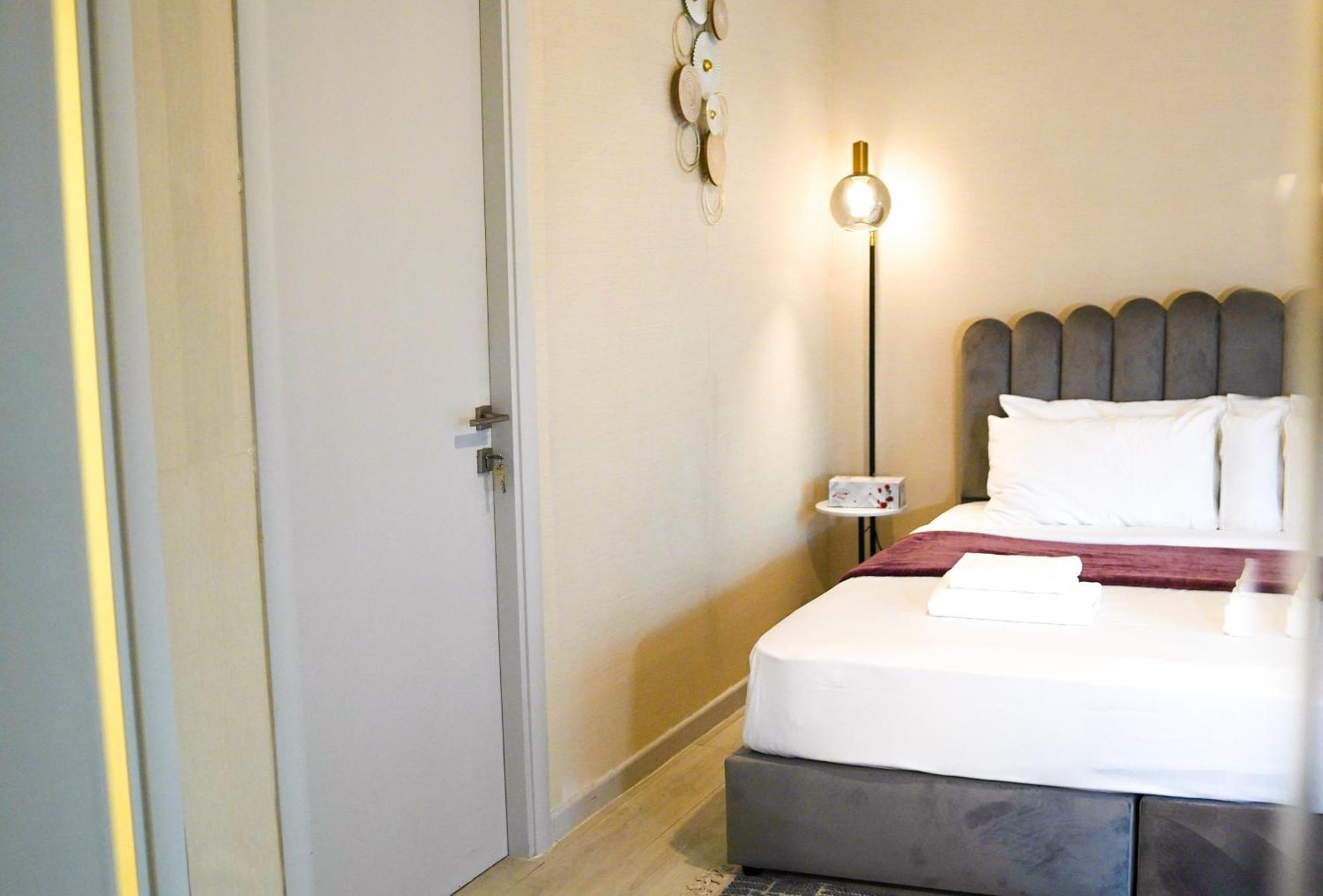 Apartamento Renovated Cozy One Bed D2-1007