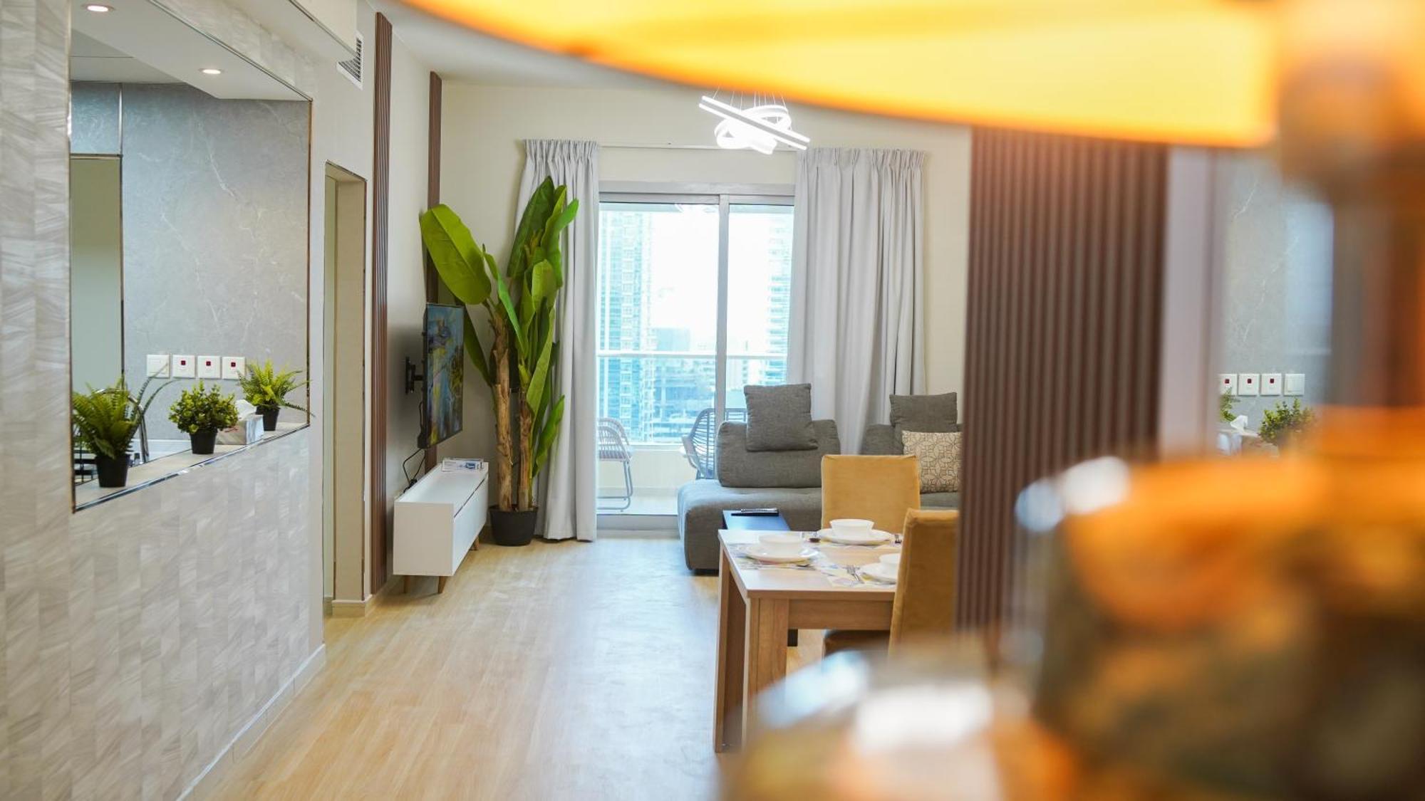 Apartemen Marina View Spacious 2 Bhk Dubai