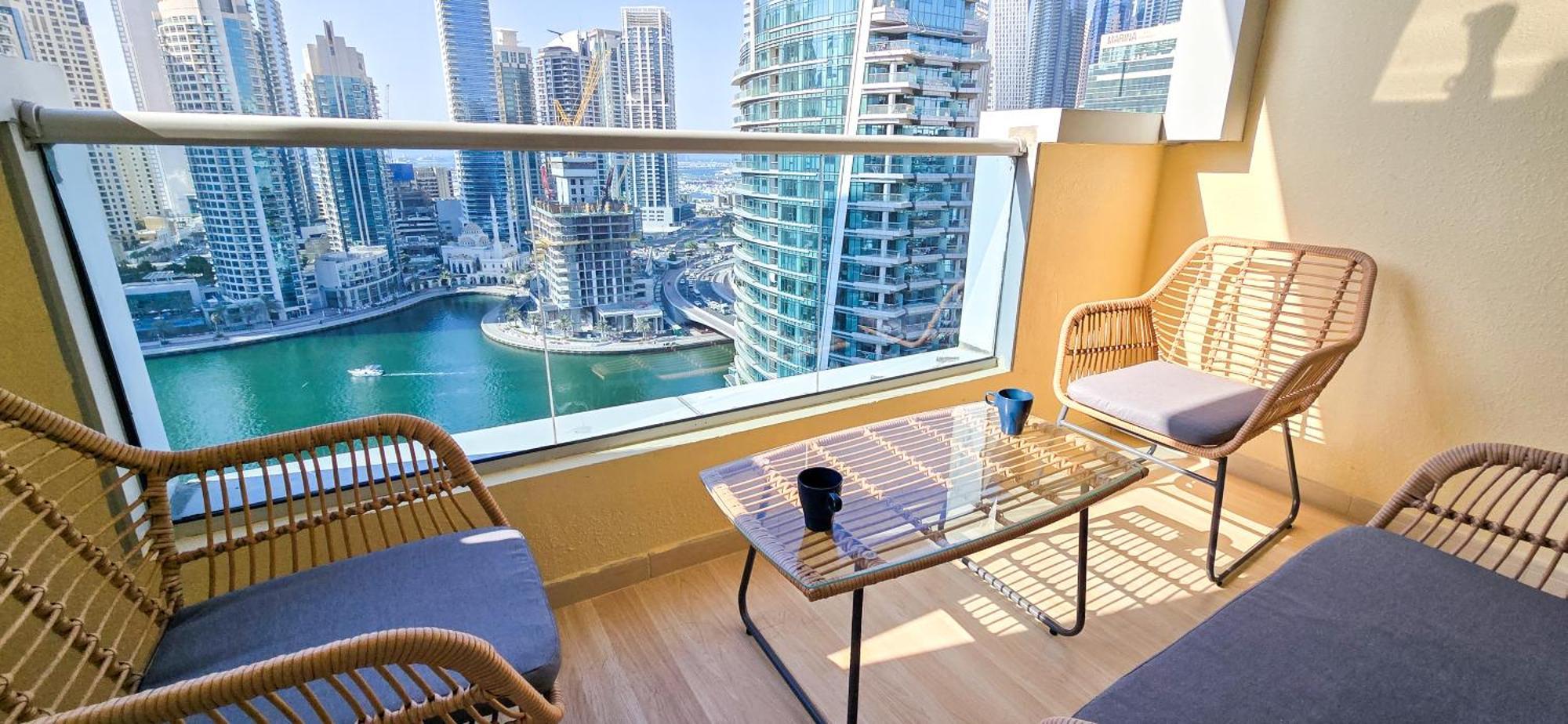 Marina View Spacious 2 Bhk Apartemen Dubai