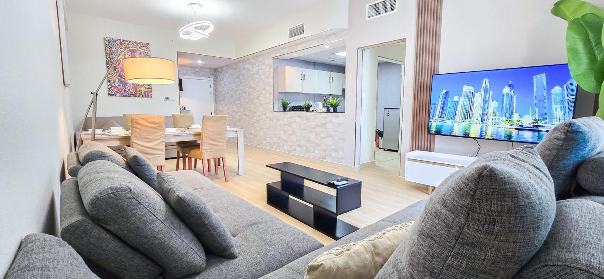 Apartemen Marina View Spacious 2 Bhk Dubai