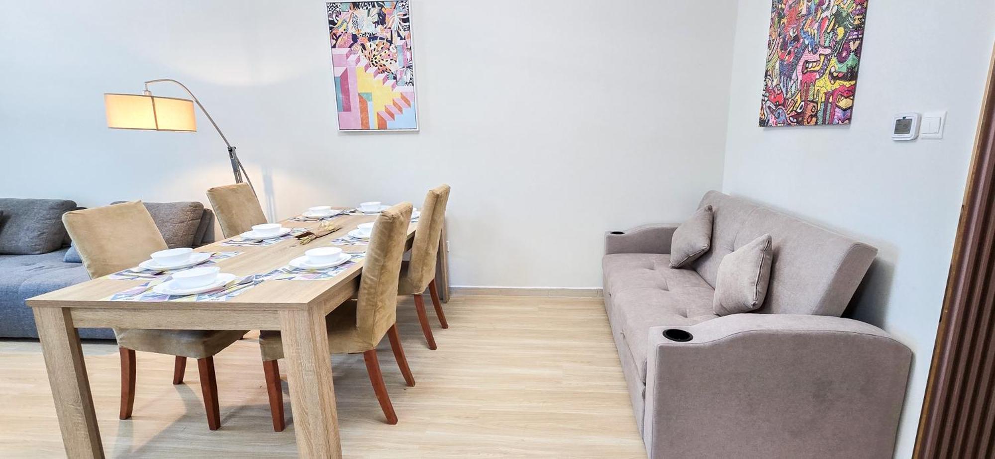 Apartemen Marina View Spacious 2 Bhk *