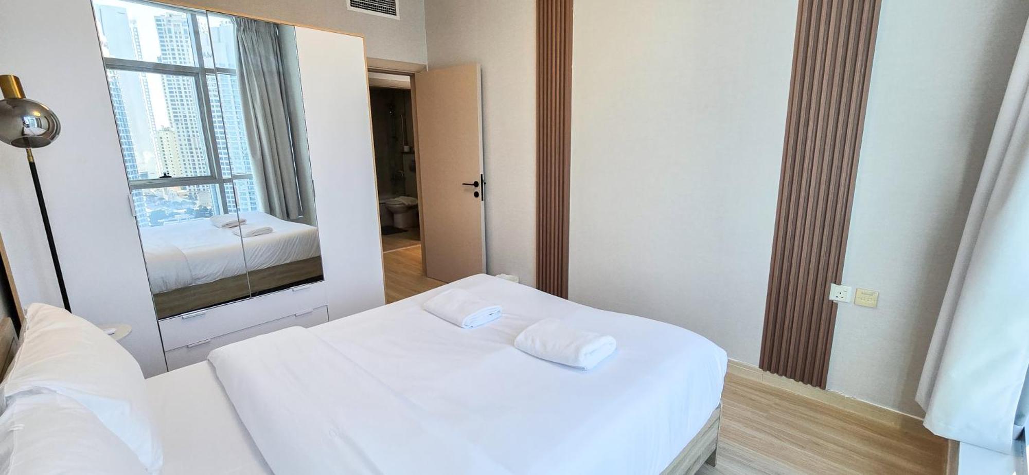 Marina View Spacious 2 Bhk Apartemen Dubai