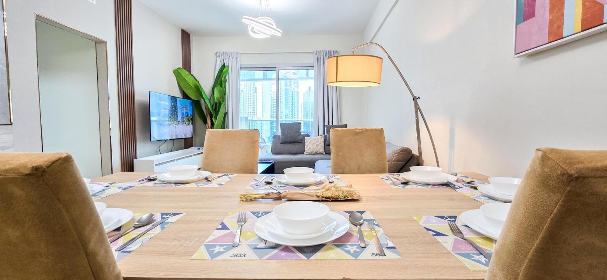 Apartemen Marina View Spacious 2 Bhk Dubai