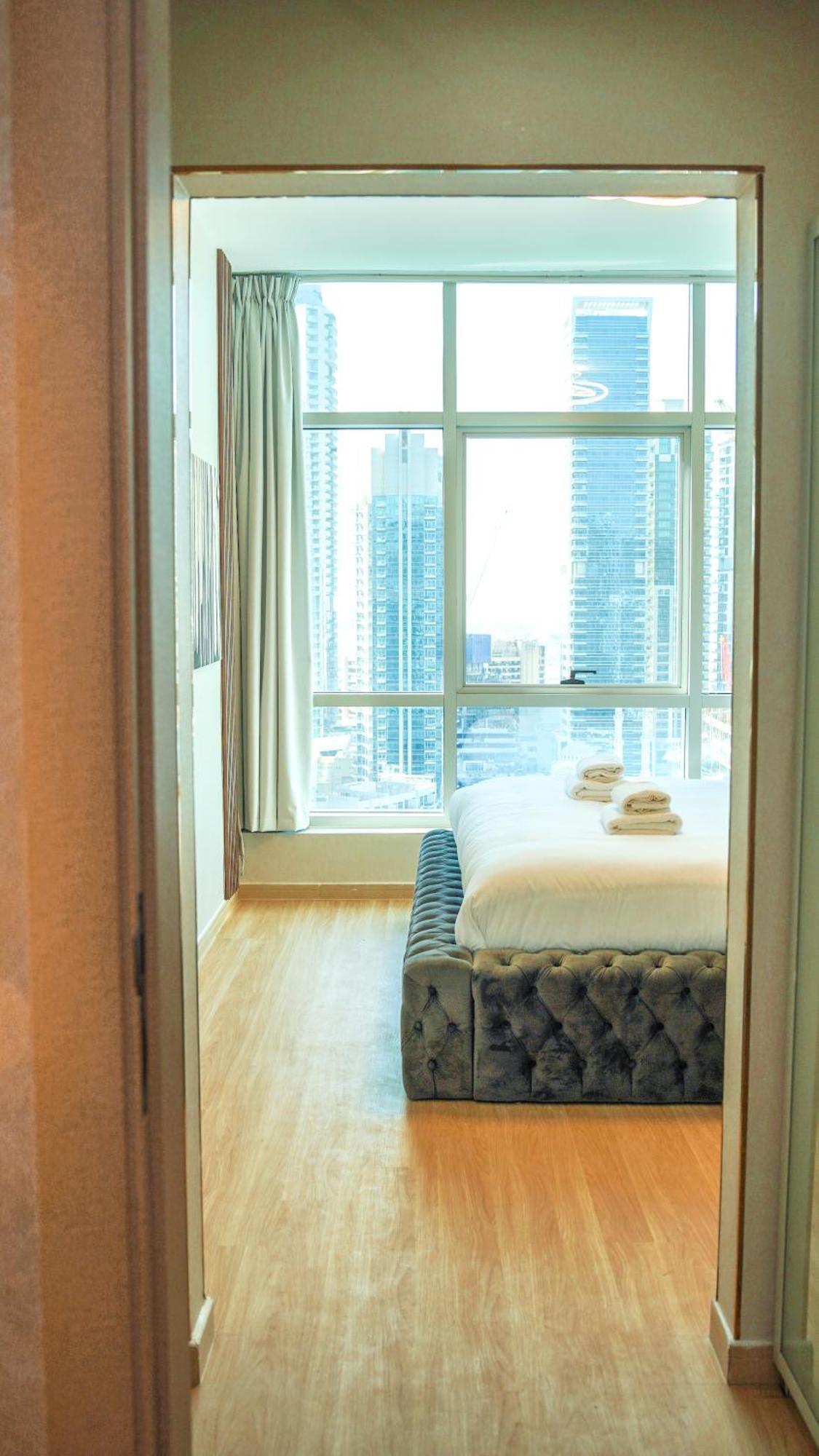 Apartemen Marina View Spacious 2 Bhk Dubai