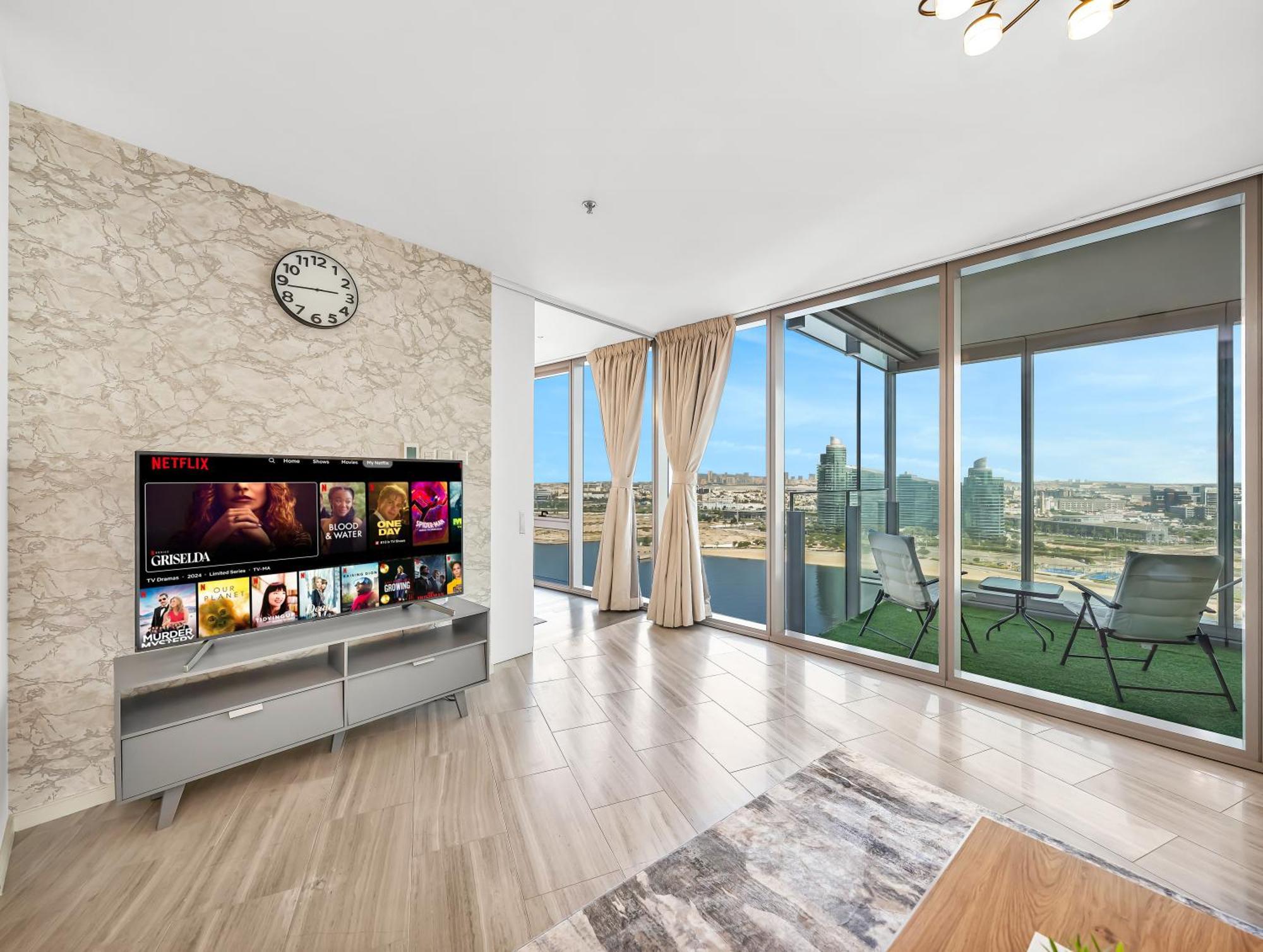 Appartement Luxurious 1bhk In D1 Tower With Stunning Creek Views, Close To Airport & Downtown *