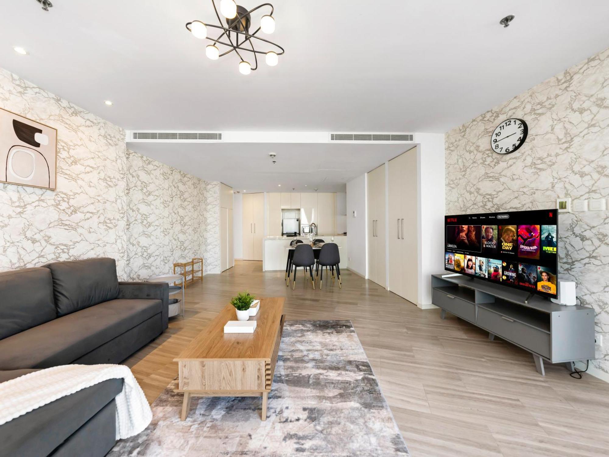 Luxurious 1bhk In D1 Tower With Stunning Creek Views, Close To Airport & Downtown Appartement Dubaï