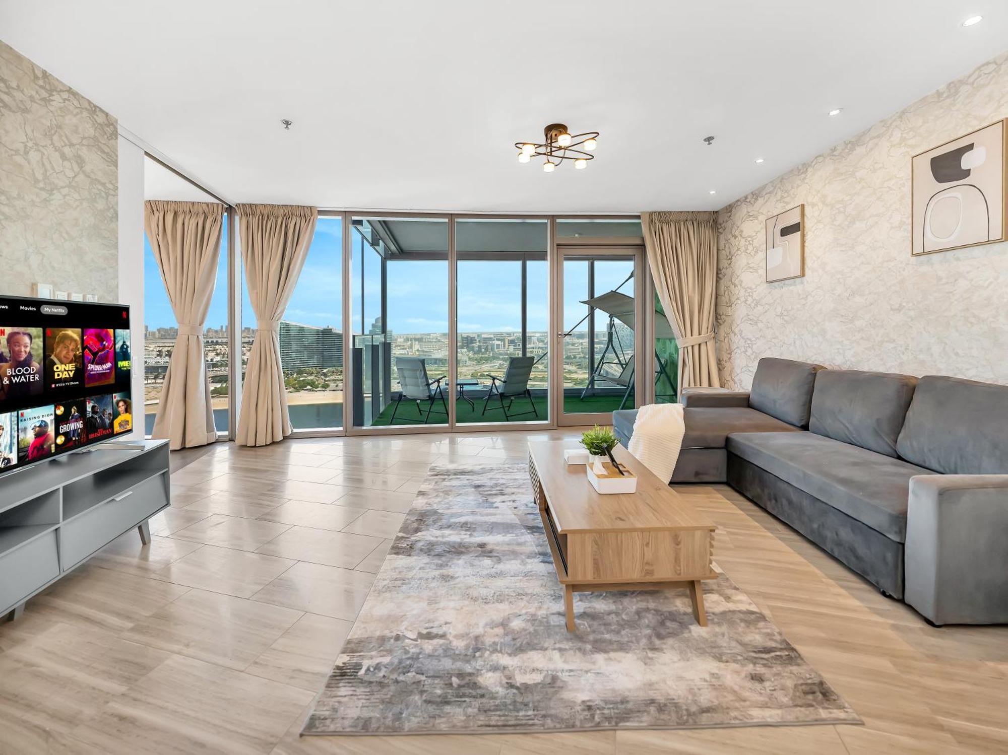 Luxurious 1bhk In D1 Tower With Stunning Creek Views, Close To Airport & Downtown