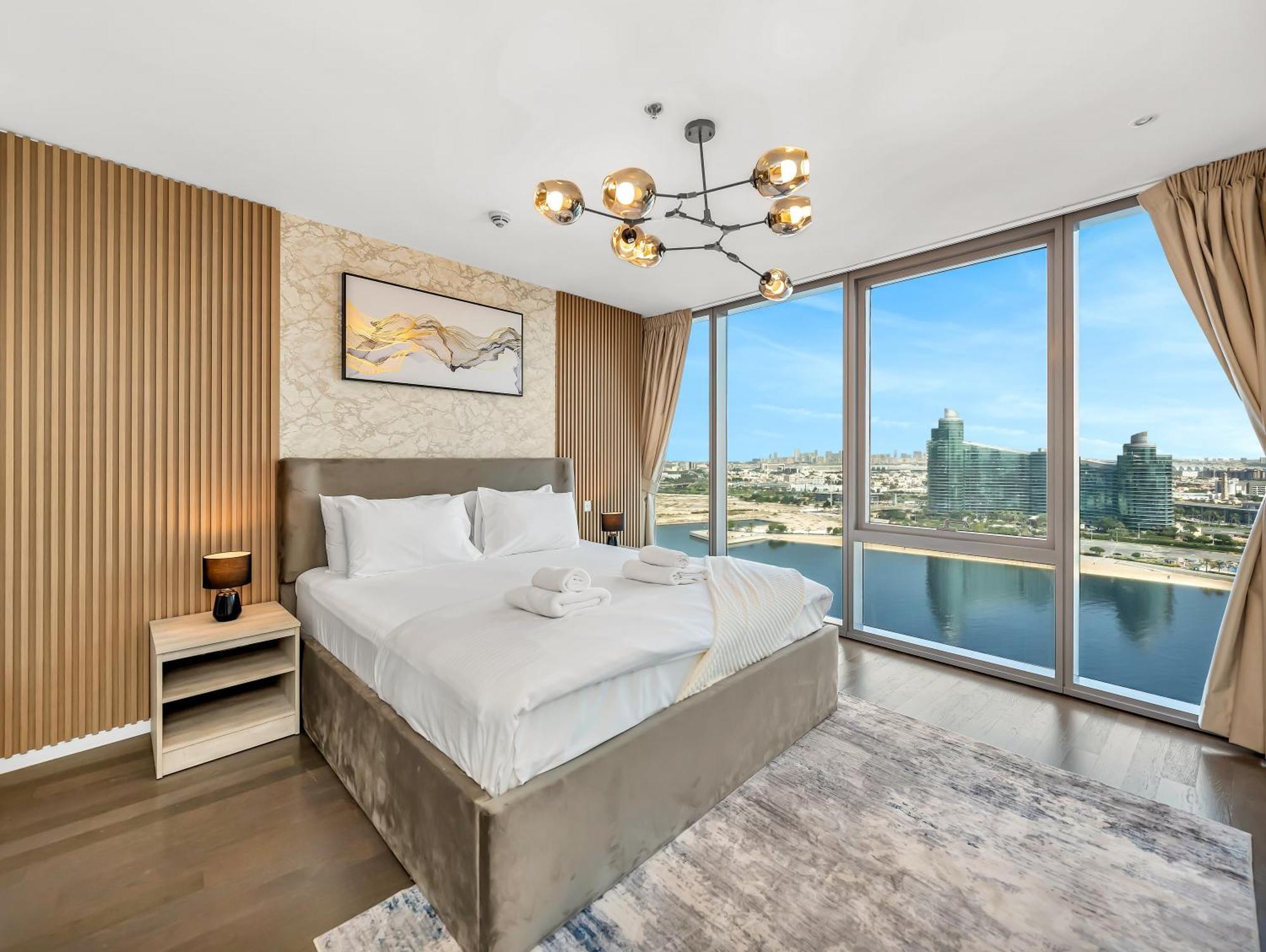 Luxurious 1bhk In D1 Tower With Stunning Creek Views, Close To Airport & Downtown Appartement Dubaï