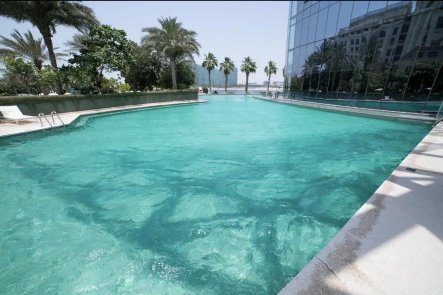 Appartement Luxurious 1bhk In D1 Tower With Stunning Creek Views, Close To Airport & Downtown *