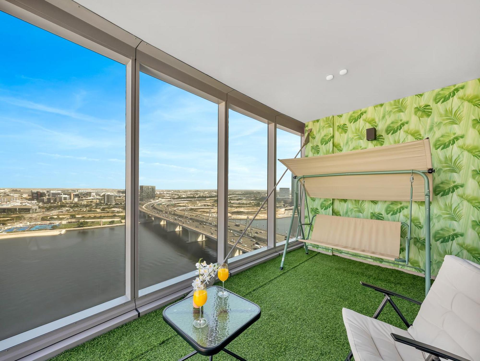 Appartement Luxurious 1bhk In D1 Tower With Stunning Creek Views, Close To Airport & Downtown