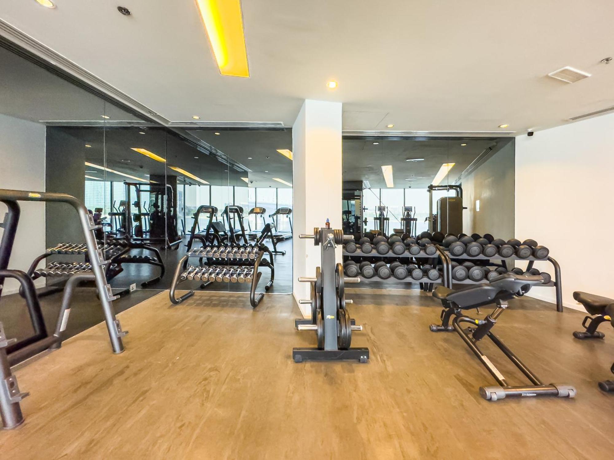 Luxurious 1bhk In D1 Tower With Stunning Creek Views, Close To Airport & Downtown Dubaï