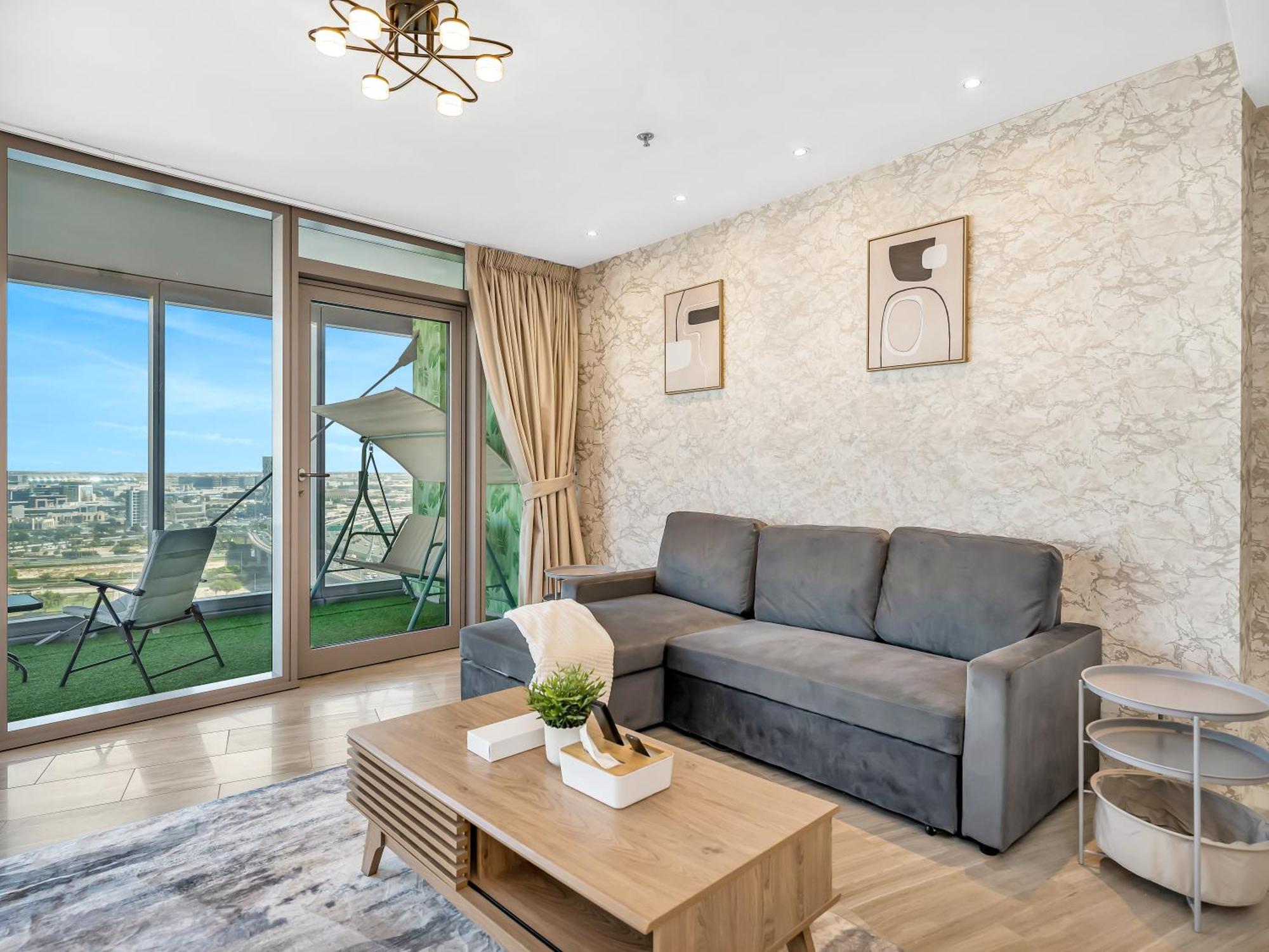 Luxurious 1bhk In D1 Tower With Stunning Creek Views, Close To Airport & Downtown