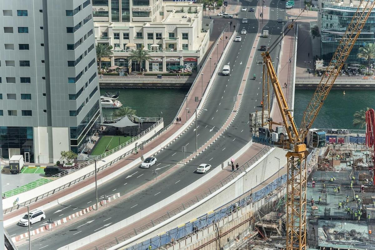 Apartment Spacious 3-bedroom With Modern Amenities In Jbr