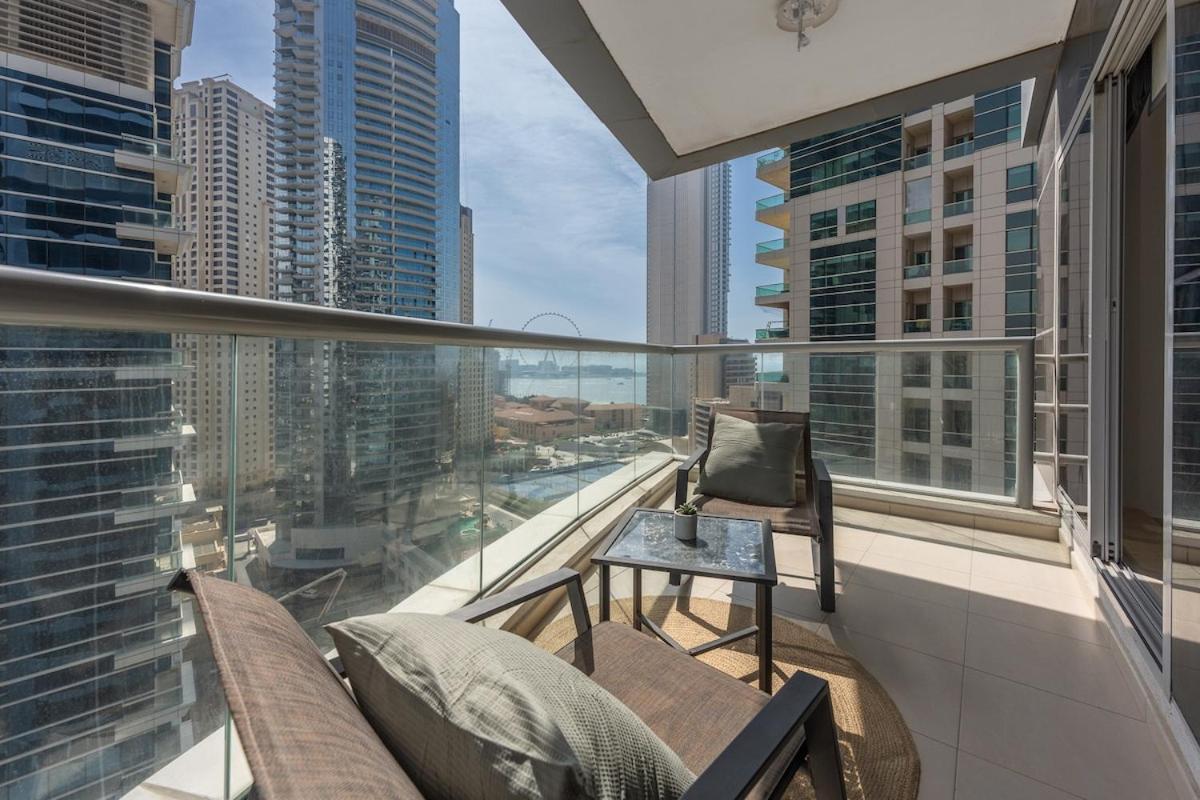 Spacious 3-bedroom With Modern Amenities In Jbr * Dubai