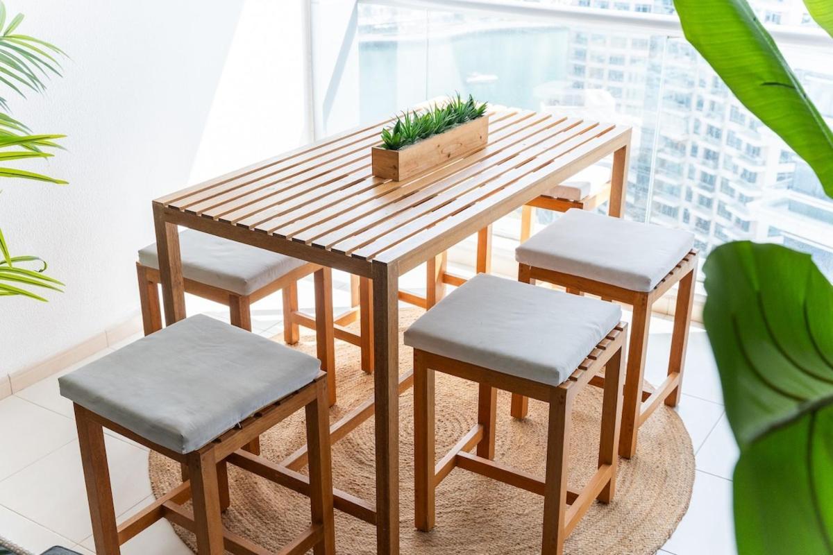 Spacious 3-bedroom With Modern Amenities In Jbr Dubai