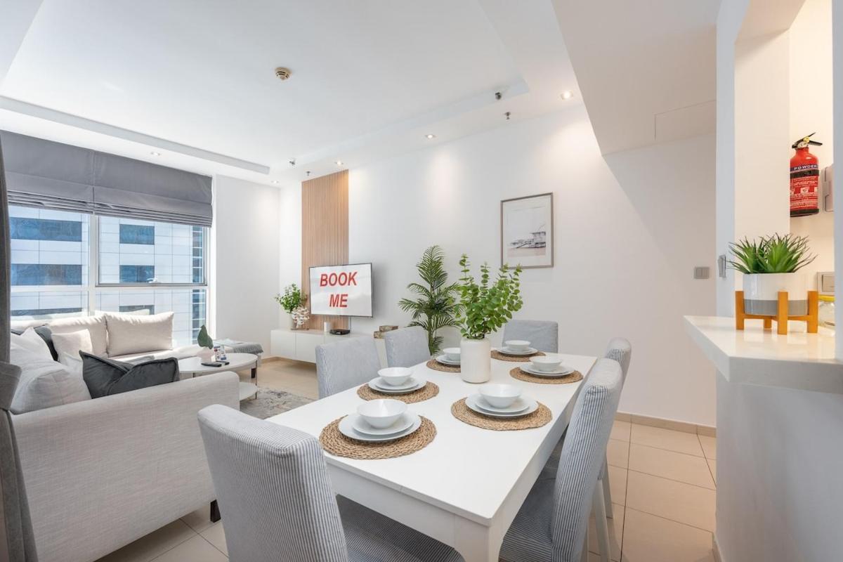 Spacious 3-bedroom With Modern Amenities In Jbr