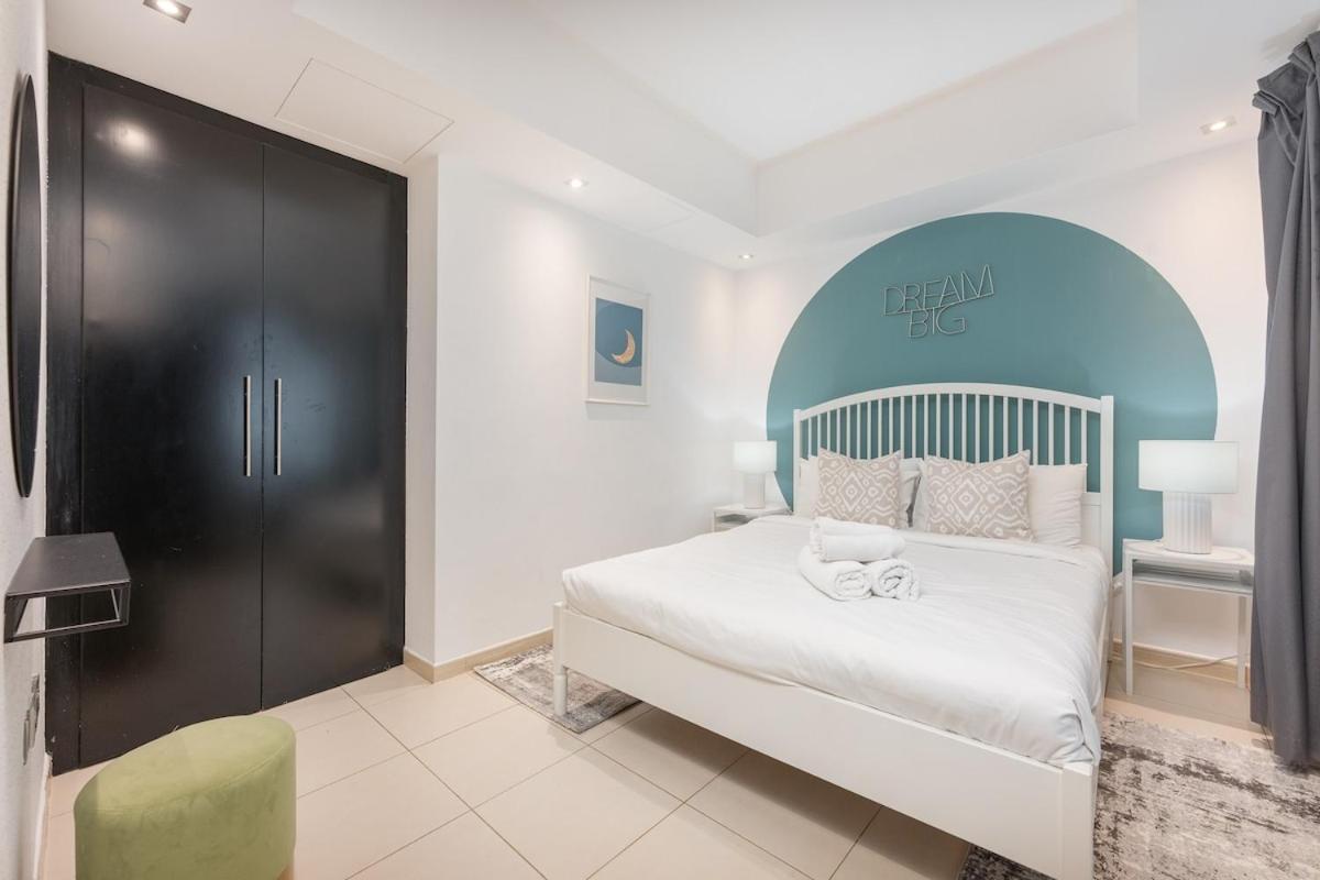 Spacious 3-bedroom With Modern Amenities In Jbr * Dubai