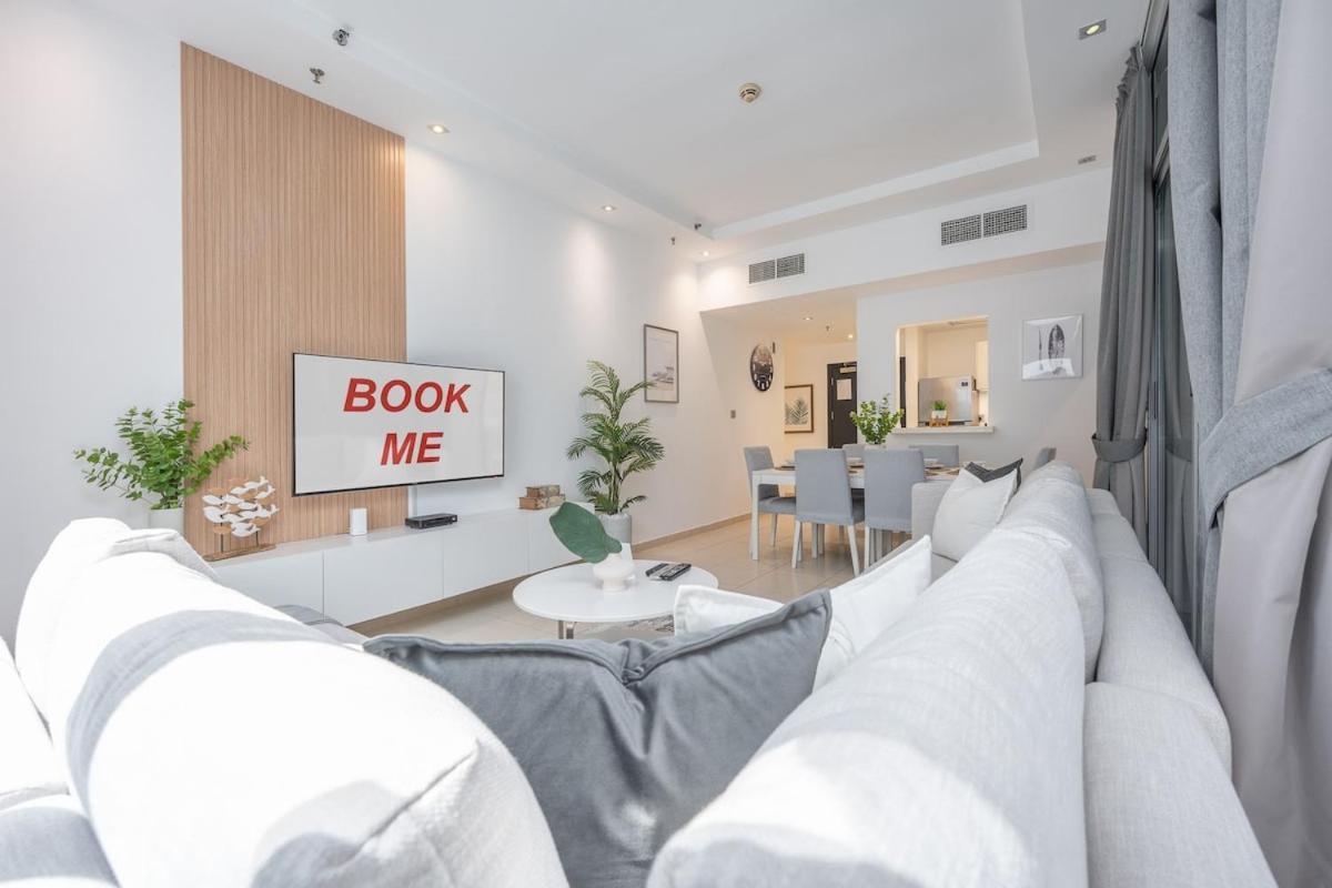 Spacious 3-bedroom With Modern Amenities In Jbr Dubai