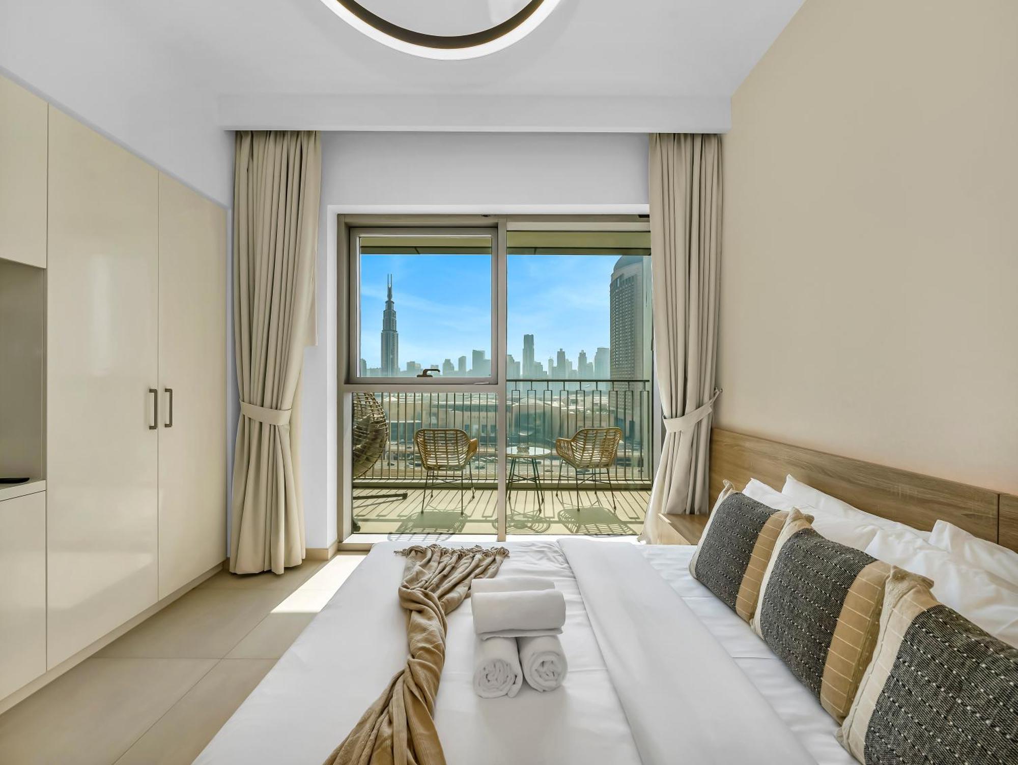 Al-fannan At Downtown Views 2 - Burj Khalifa View - Brand New Luxury 2 Bedroom Appartement *