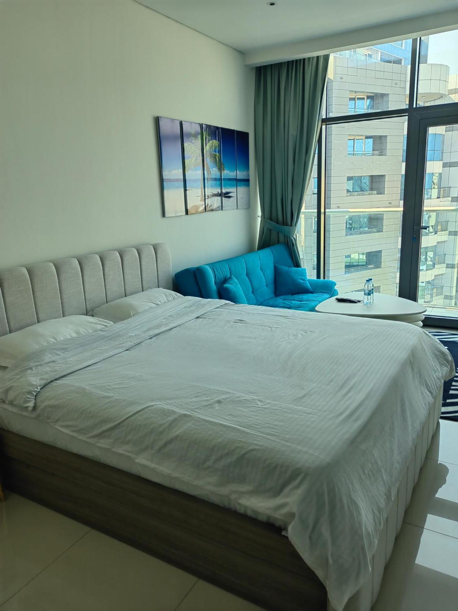 7 Palm Jumeirah West Apartment Dubai