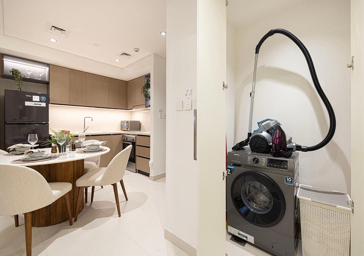 Stylish Downtown Retreat, Burj Crown, Opera & Boulevard View Apartment Dubai