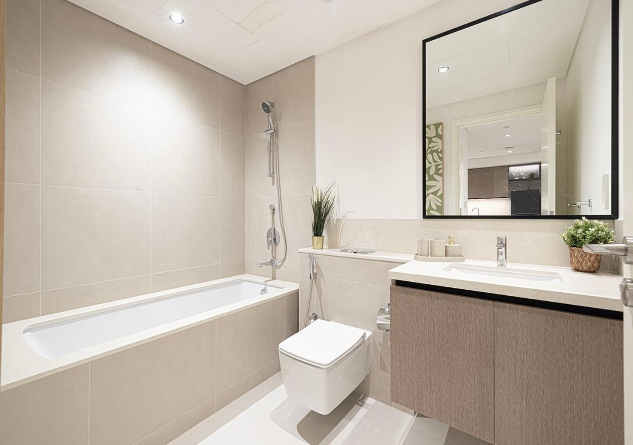 Apartment Stylish Downtown Retreat, Burj Crown, Opera & Boulevard View