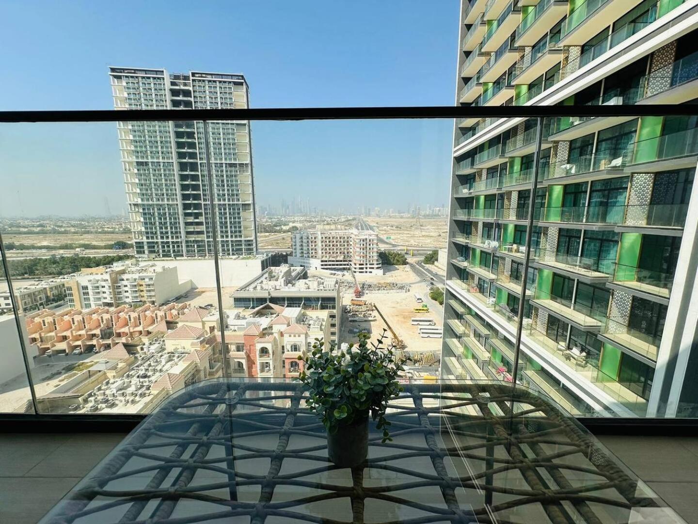 Appartement Brand New 2-bedroom With Balcony