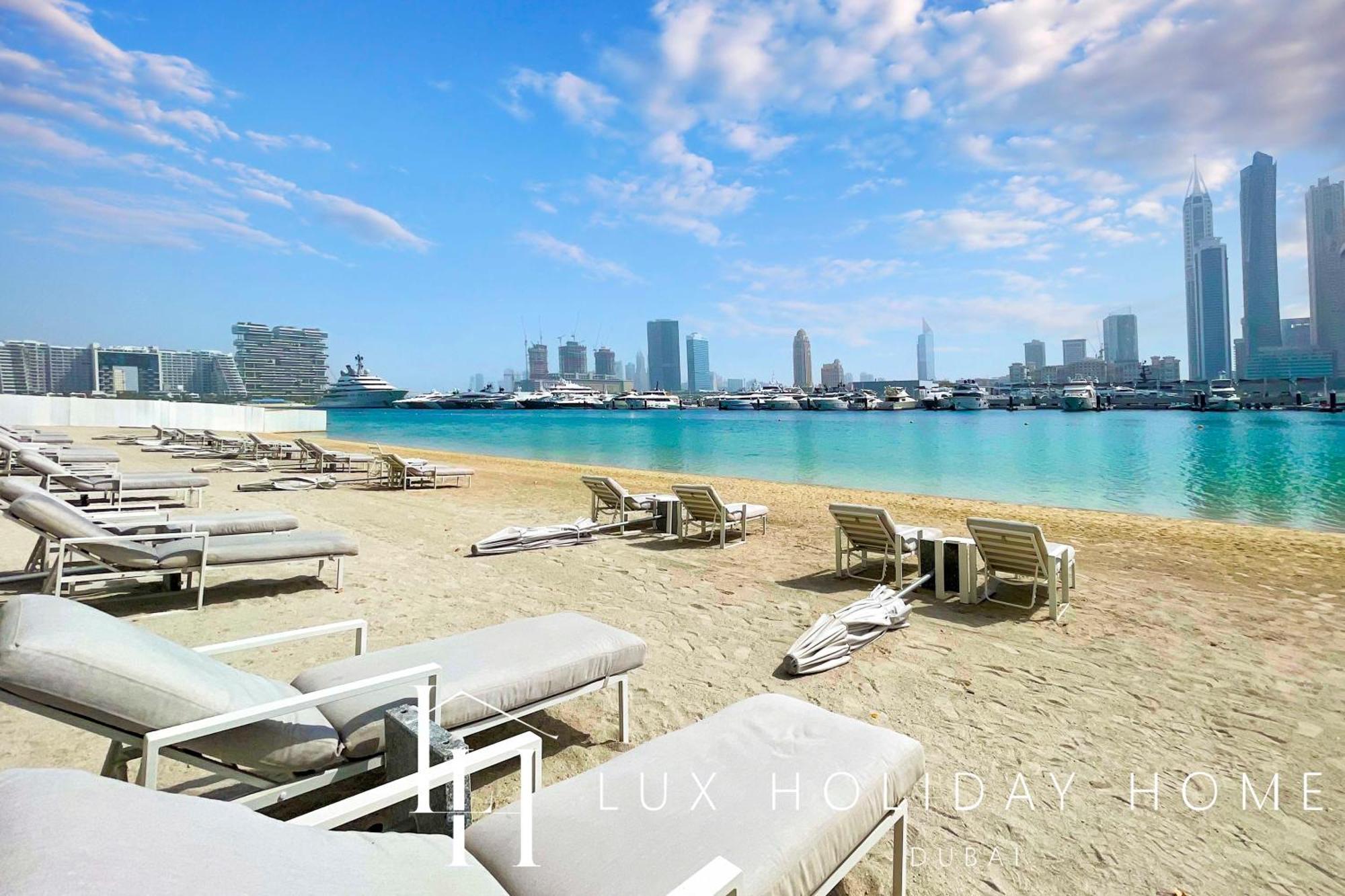 Lux The Marina Vista Beachfront 4 Appartement *