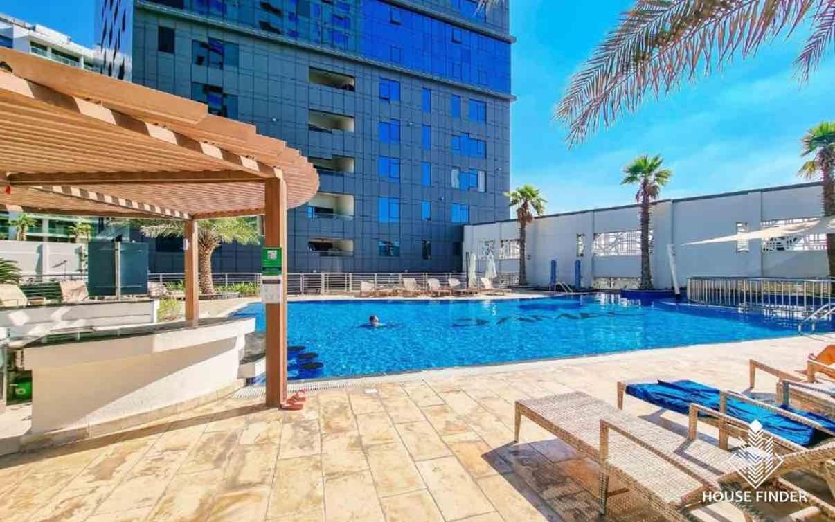 Contemporary Spacious In Business Bay Dubái