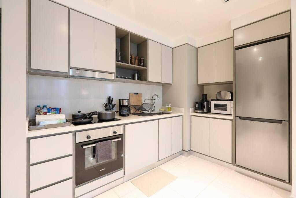 1br Beachfront With Sun Loungers At Palm Jumeirah Appartement