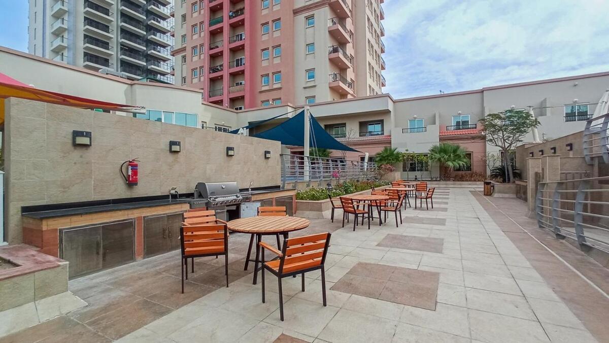 Apartamento Charming 2-bedroom At Imperial Residences In Jvt Dubai