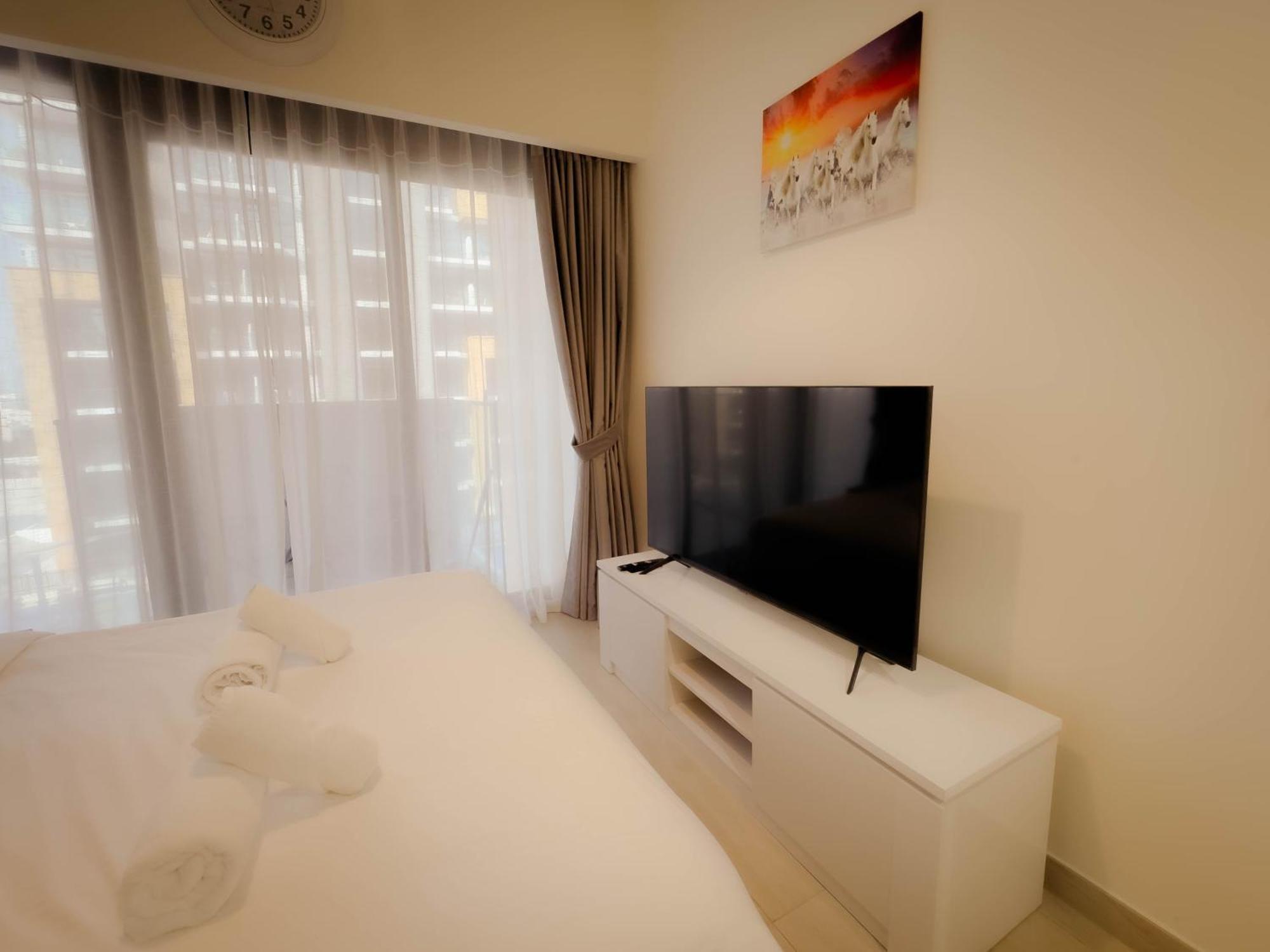 Lavish 10 Min Downtown Apartamento