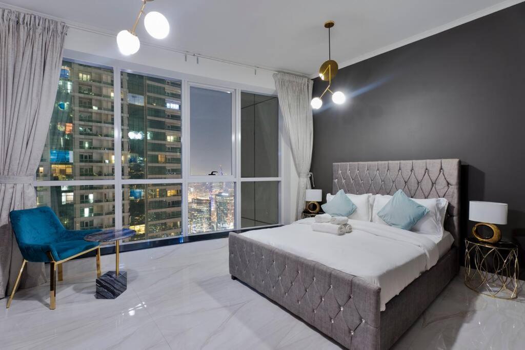 First Class 2br Torch Luxury Haven Apartamento Dubai