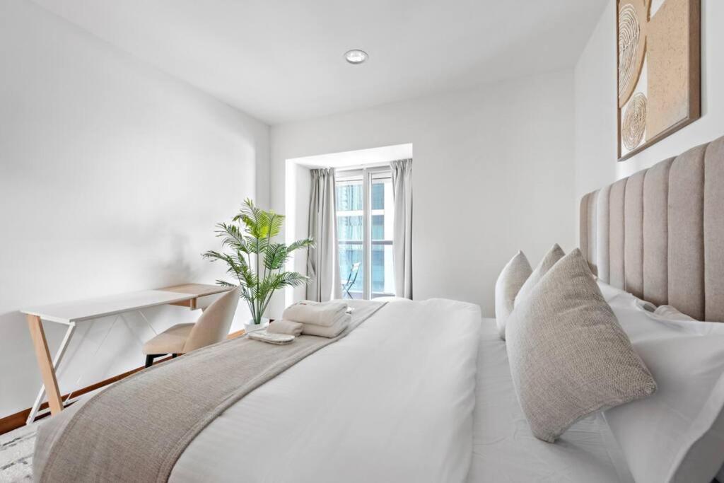 Apartemen Cozy 1-bedroom In Princess Tower Dubai