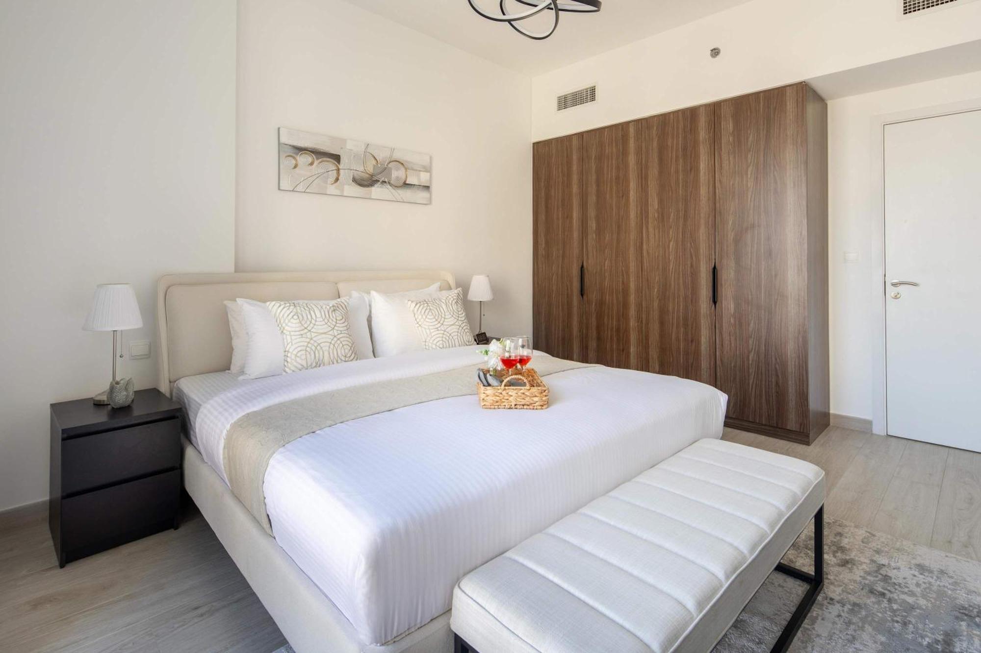 Frank Porter - Lamtara 3 * Dubai