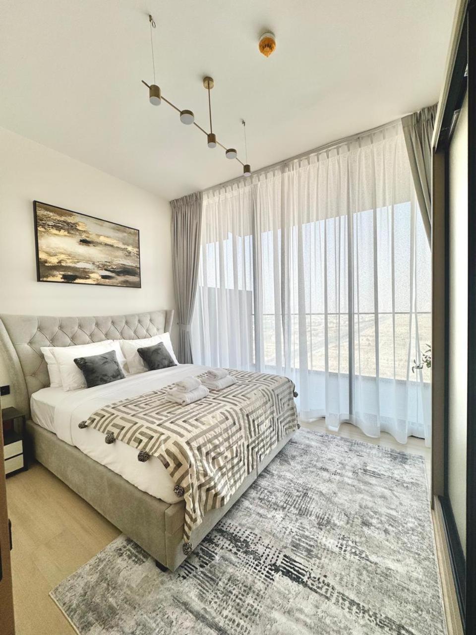 Sleek 1br In Jvc Free Parking Pool & Balcony Appartement Dubai