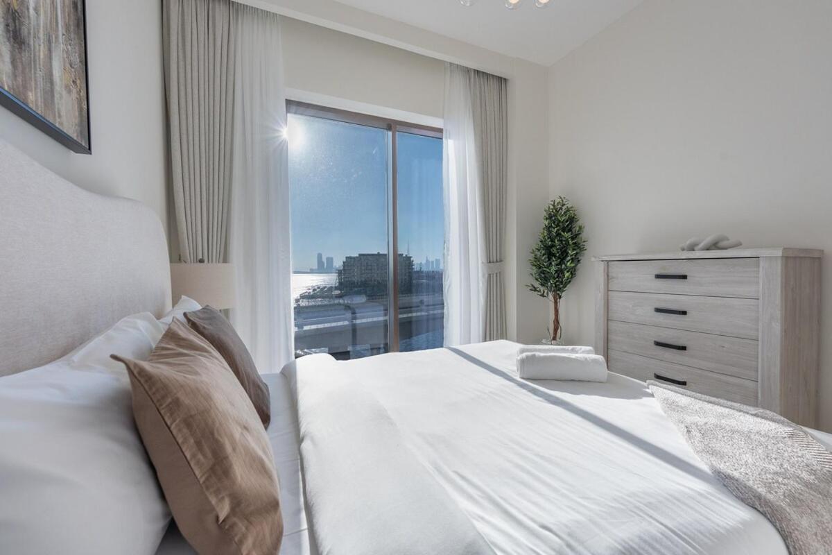 Dazzling 3-bedrooms In The Heart Of Creek Harbour Apartamento *