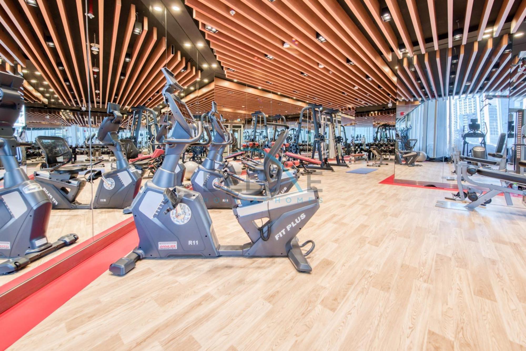 Upscale 3br In Bayz Tower, Business Bay By Deluxe Homes Apartamento *