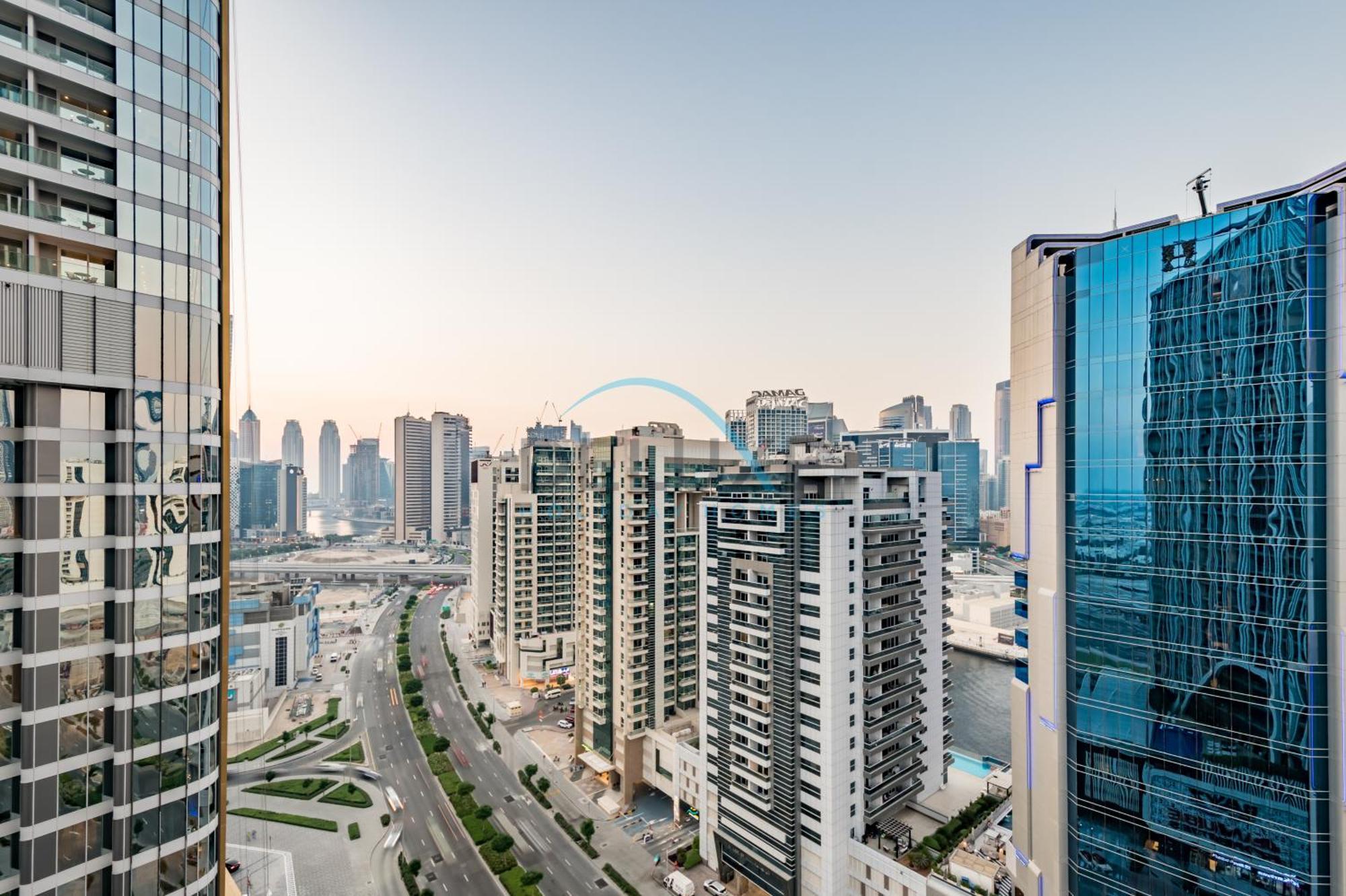 Apartamento Upscale 3br In Bayz Tower, Business Bay By Deluxe Homes