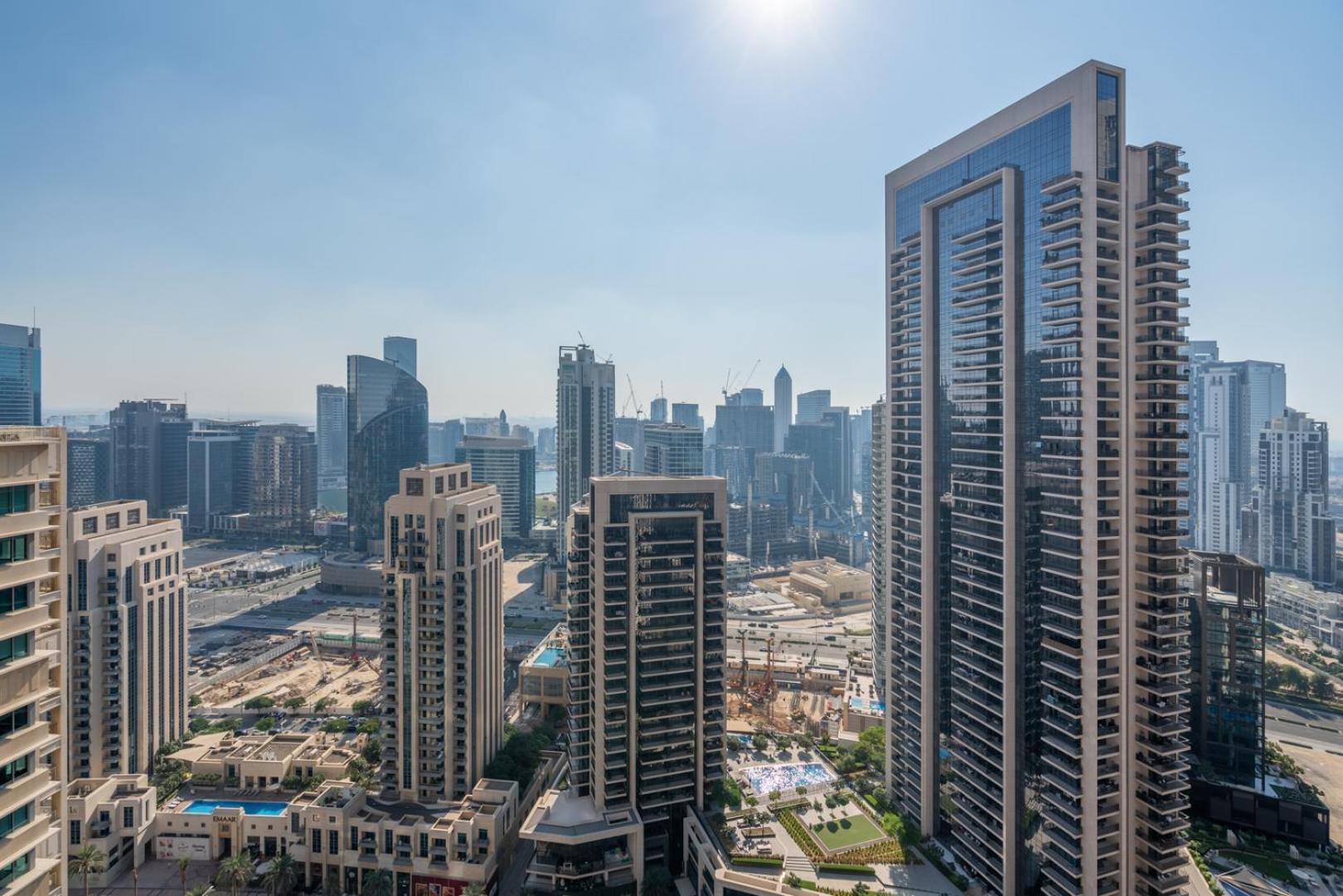 Downtown Luxury - Open Views Of The City & The Sea - Walking Distance To Mall Apartamento Dubái