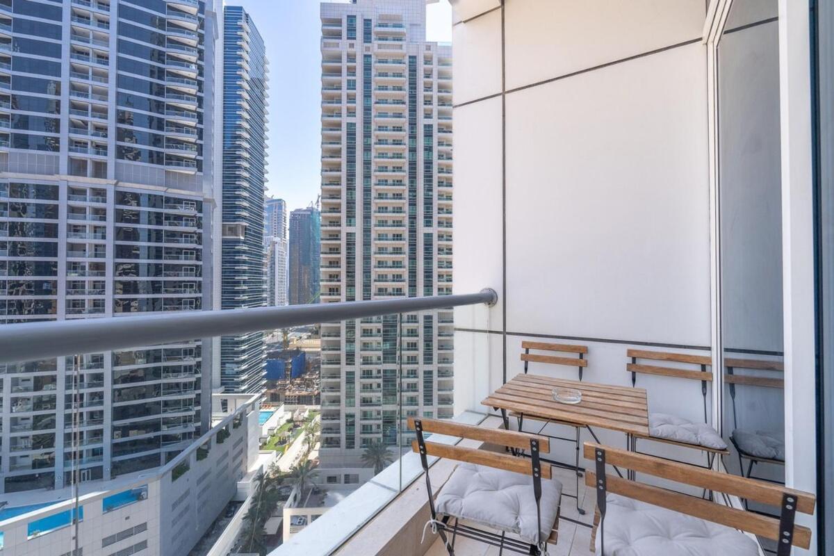 Charming Comfy 2-bedroom In Marina Appartement