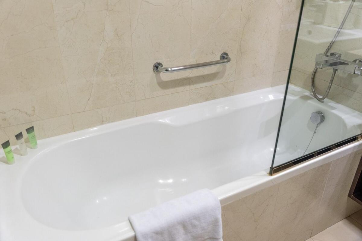 Charming Comfy 2-bedroom In Marina * Dubaï