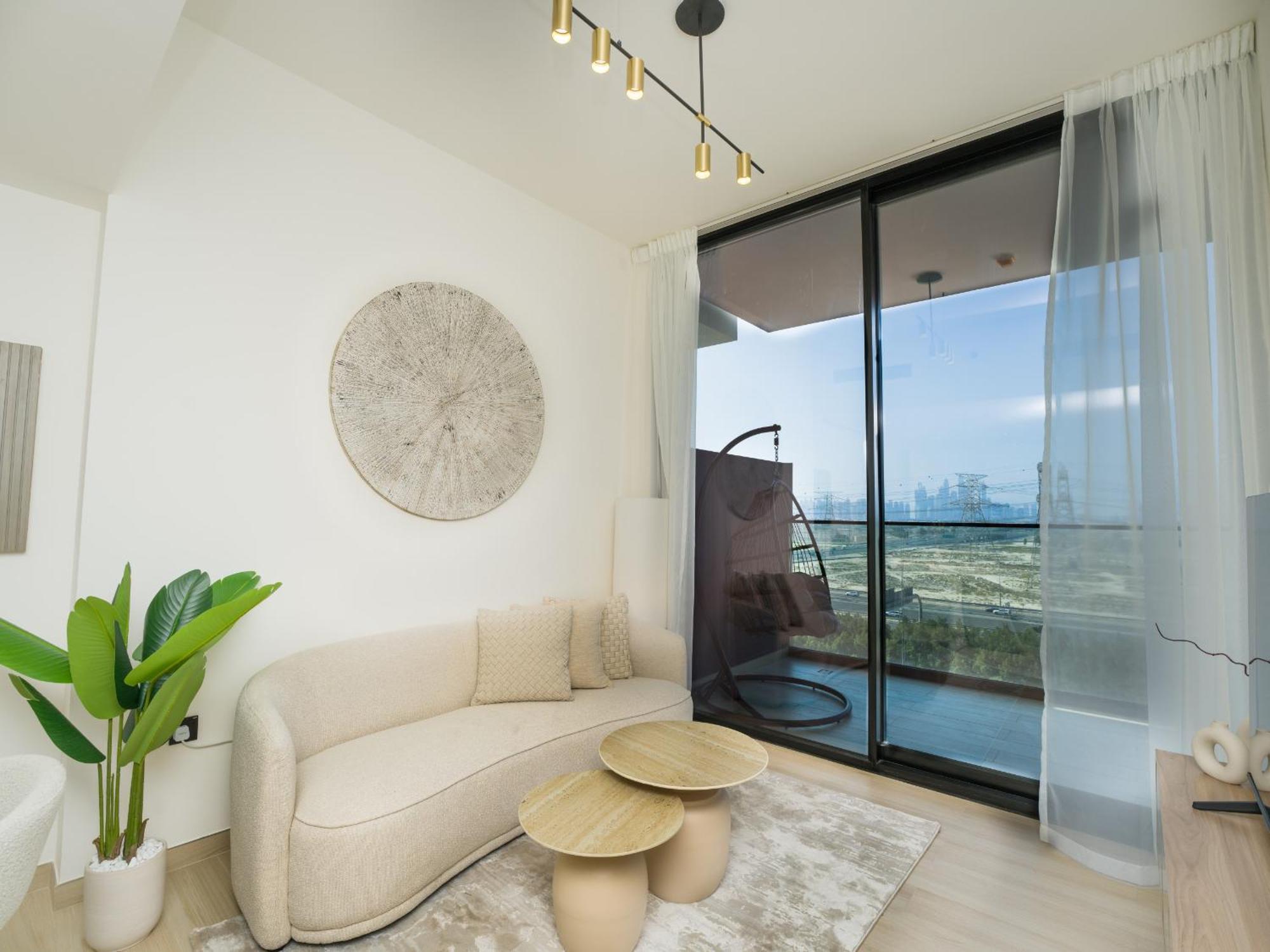 Easygo-serene 1bdr With Terrace Binghatti Corner Jvc Appartement Dubaï