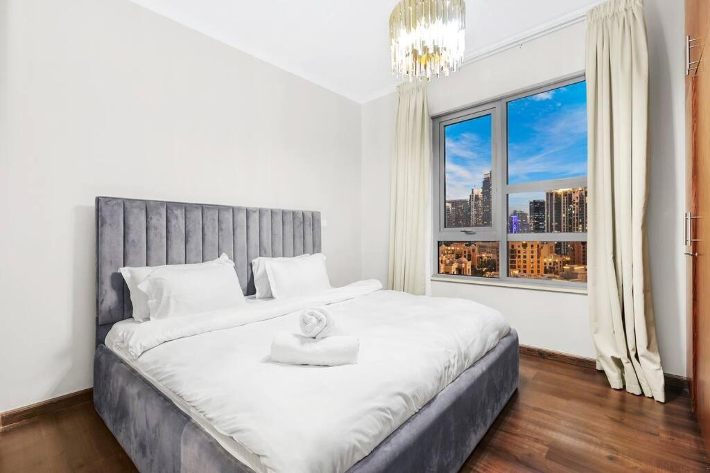 First Class 2br With Full Downtown Skyline View Dubái