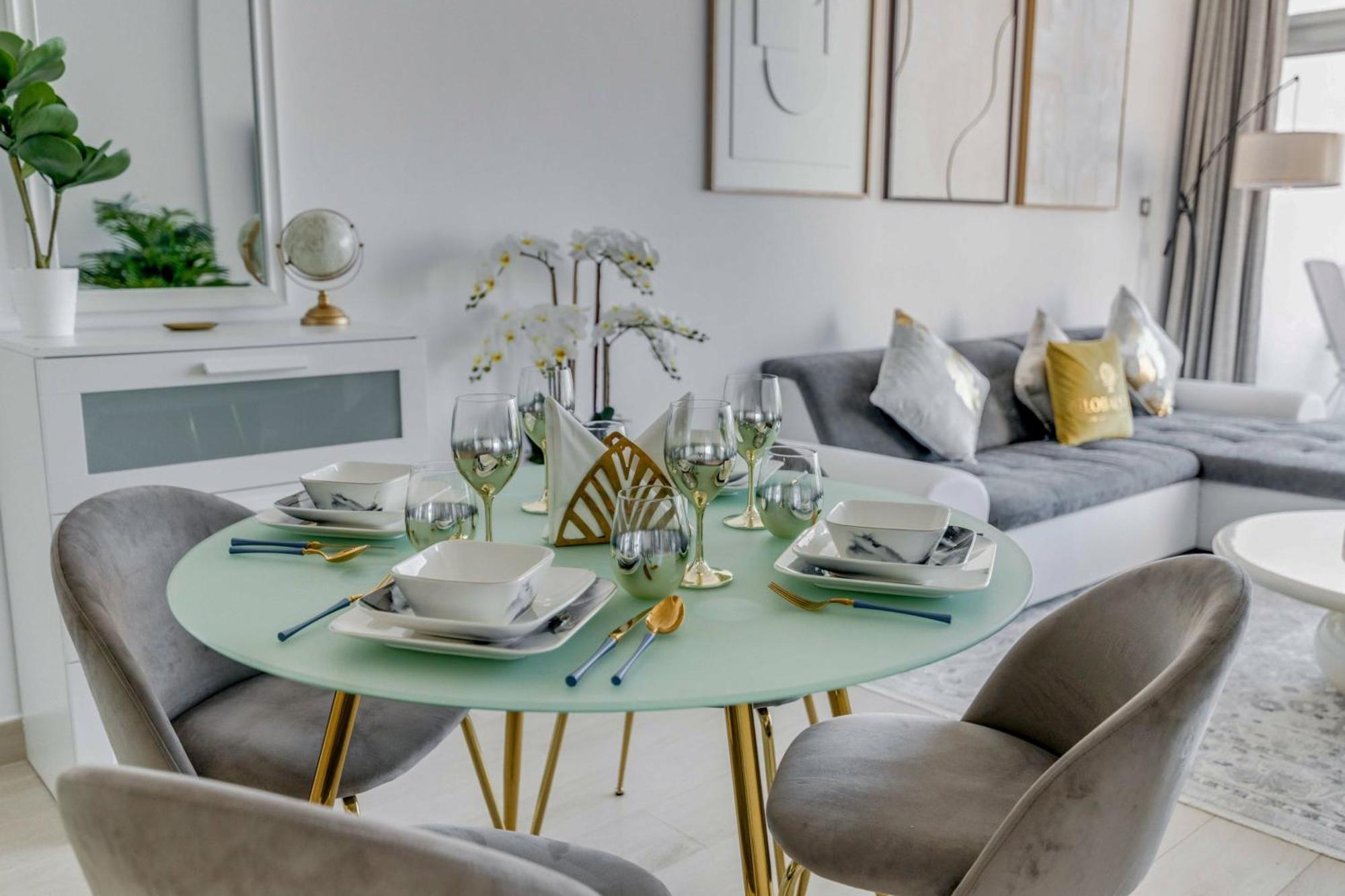 Luxury Azizi Mina Beachfront Lägenhet Dubai