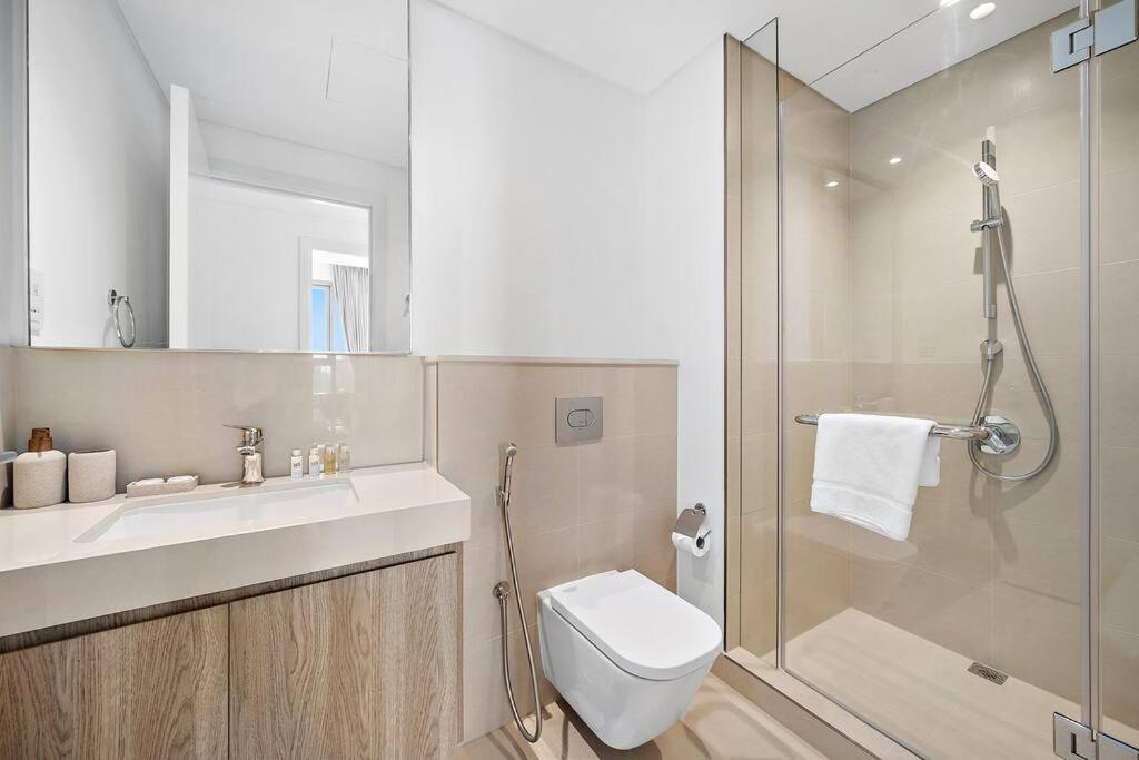 2br With Gym, Yoga And Tennis Court * Dubaï
